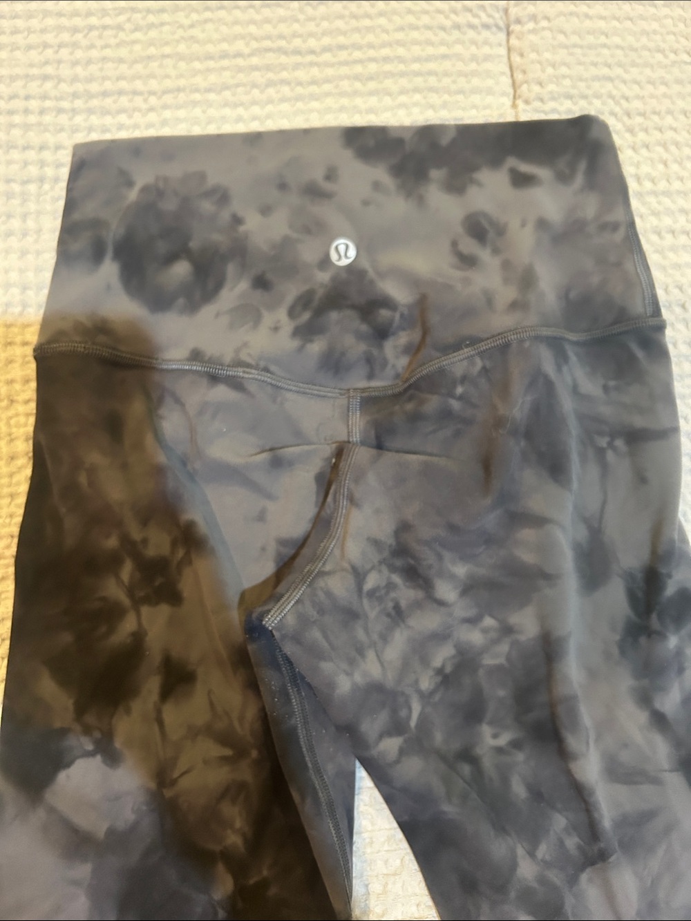 Lululemon cotton tie dye leggings - Picture 4 of 4